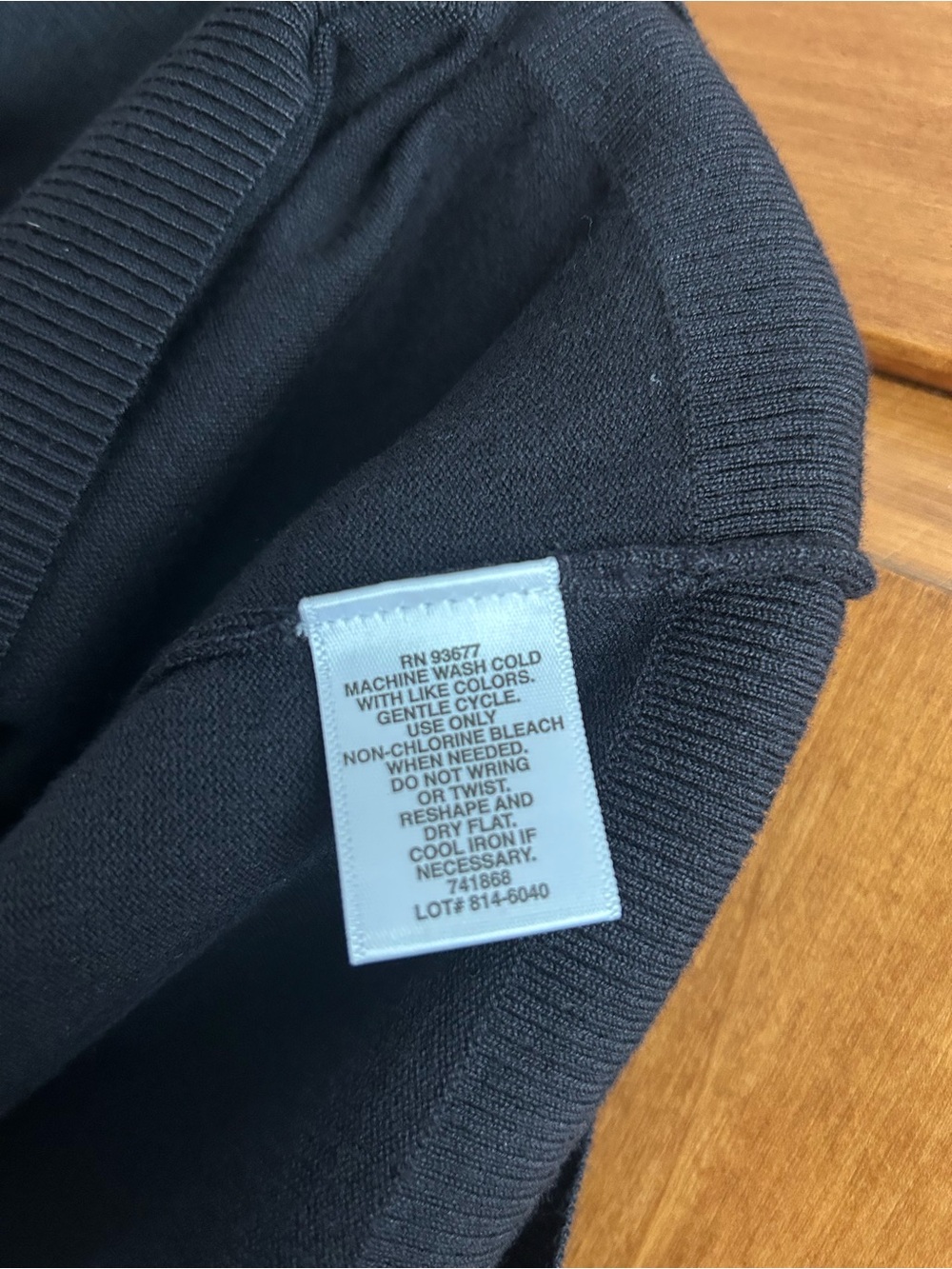 Liz Claiborne Black Turtleneck Sweater Size L - Picture 4 of 4
